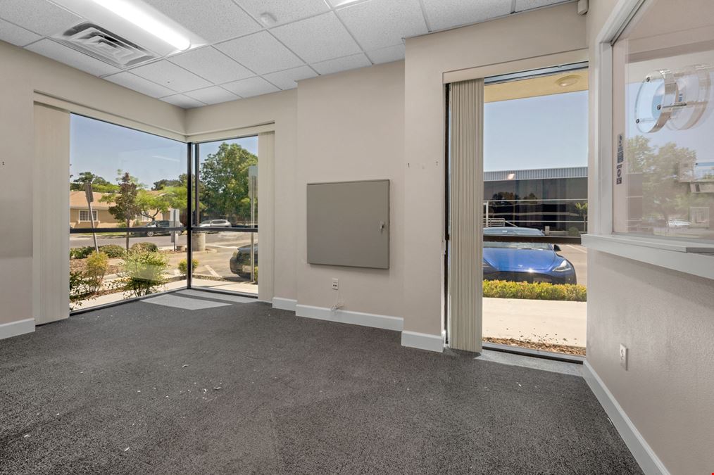 Prime Professional Office Space Located in NW Fresno