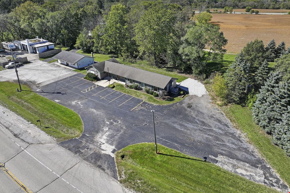 302 Old Green Bay Rd
