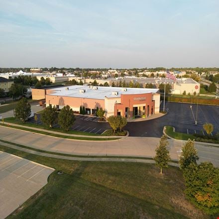 Preview of Industrial space for Rent at 615 W Town Center Blvd