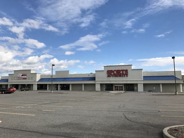Preview of Retail space for Rent at 900 - 908 N Colorado