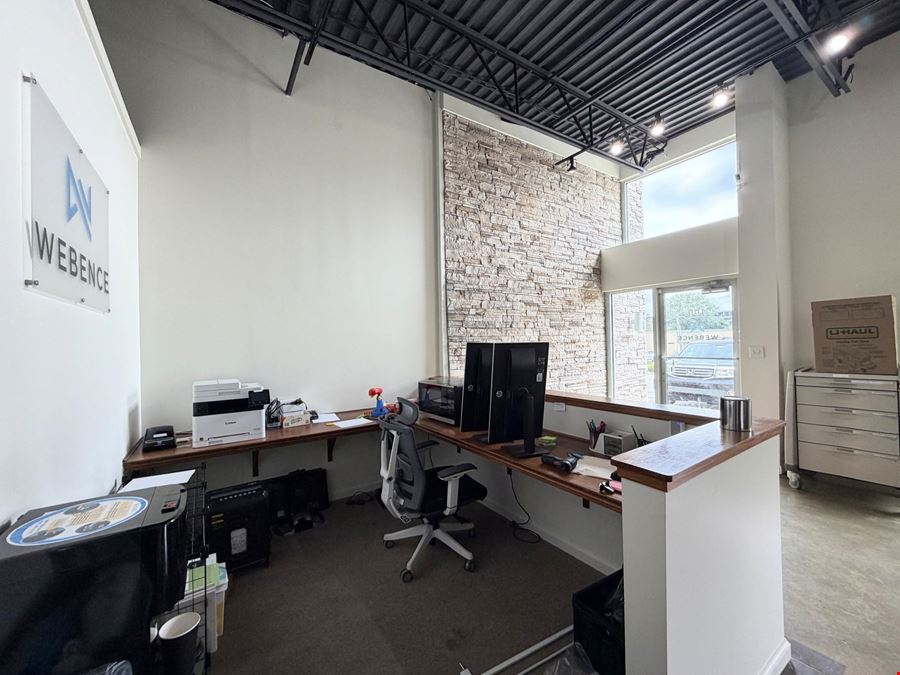 1,750 SF Carmel Flex Industrial Space