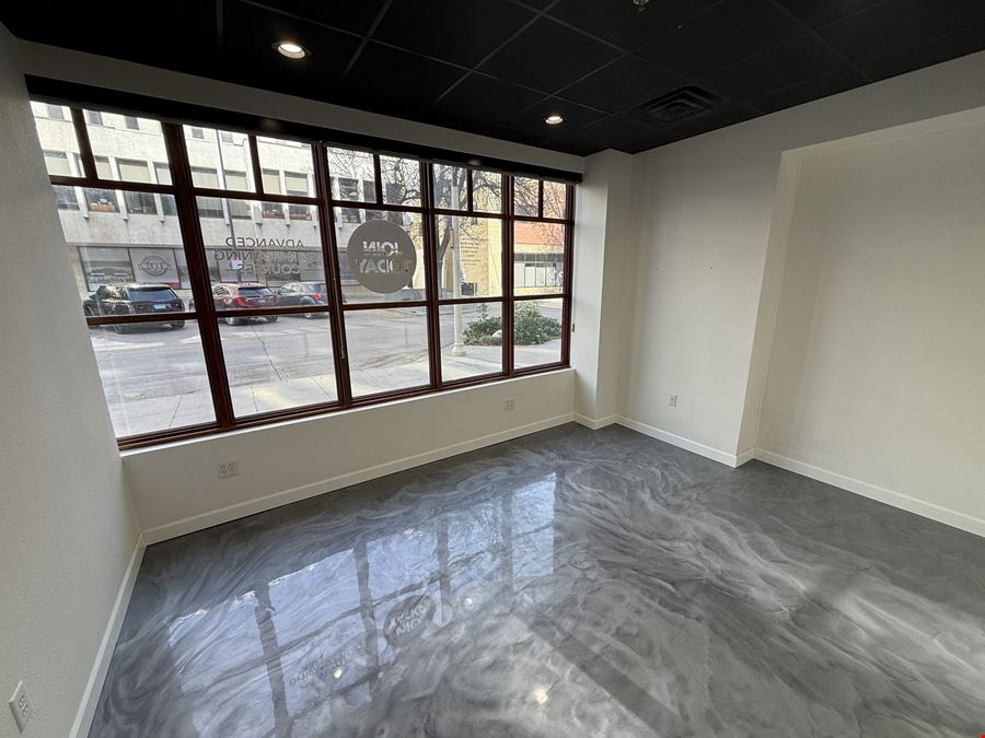 401 E Broadway Ave, Main Floor & Lower Level