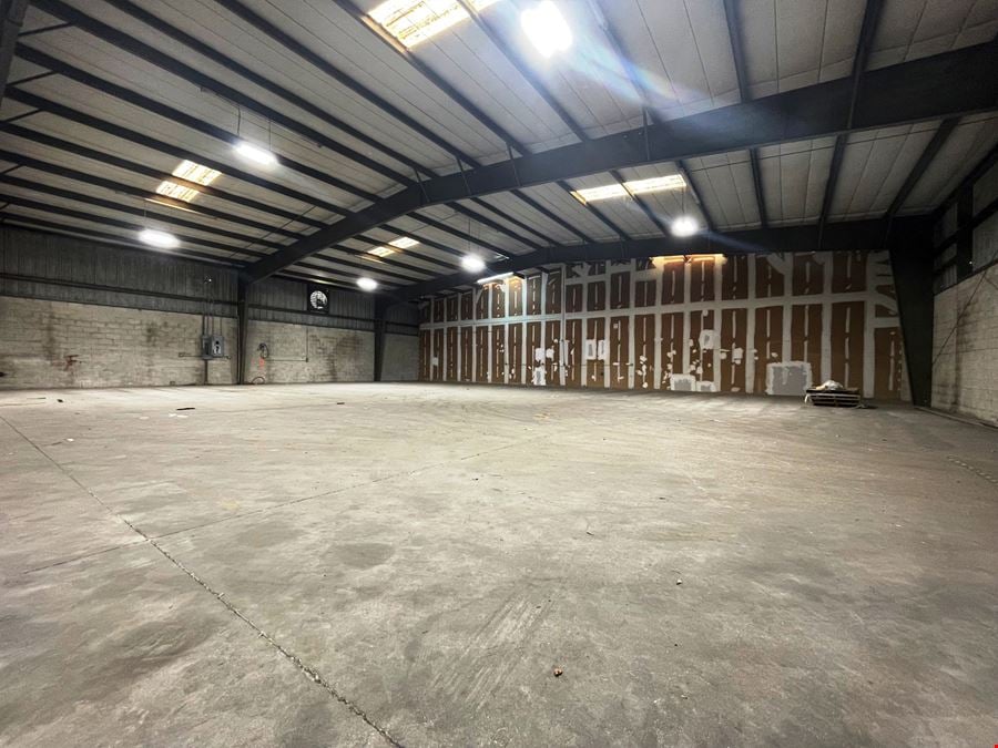 8,960 SF Warehouse Space For Sublease