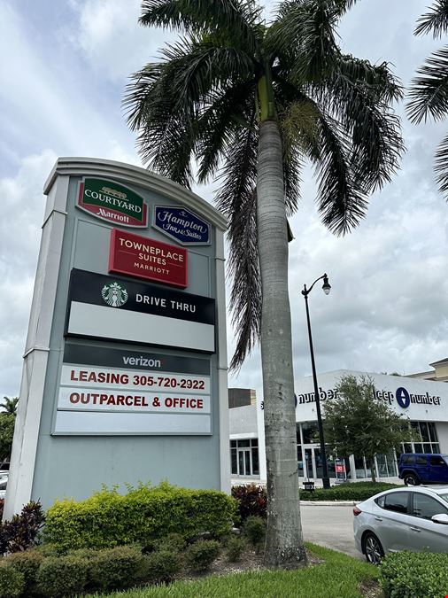 Starbuck's Anchored Homestead Retail Strip