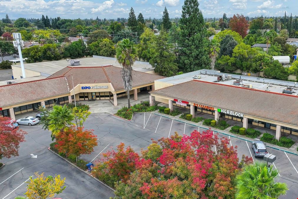 Rosemont Plaza