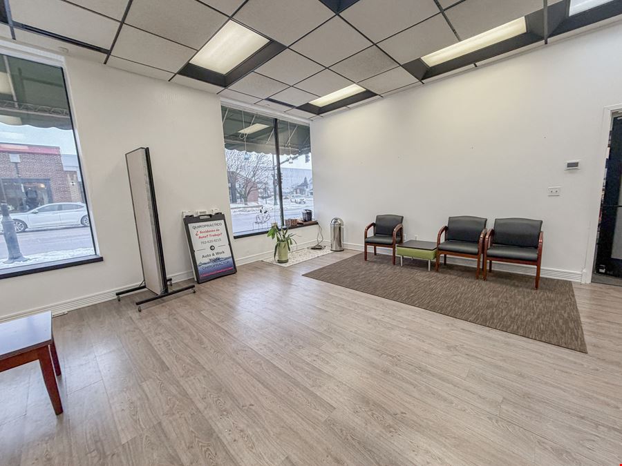 4180 W Broadway Avenue
