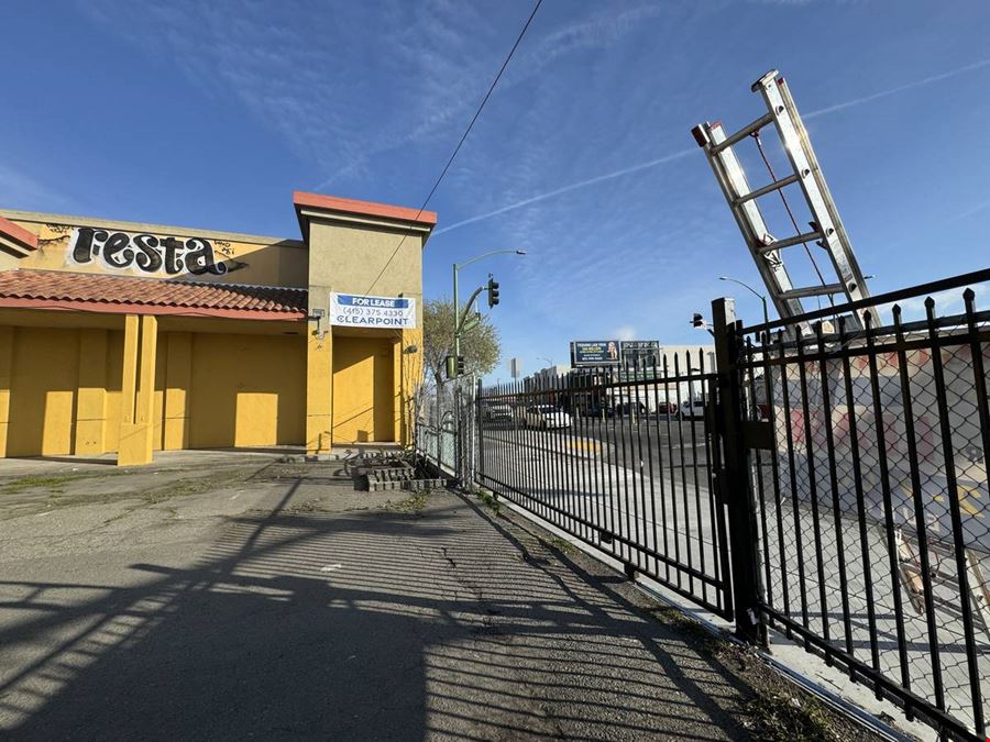 5424 International Blvd