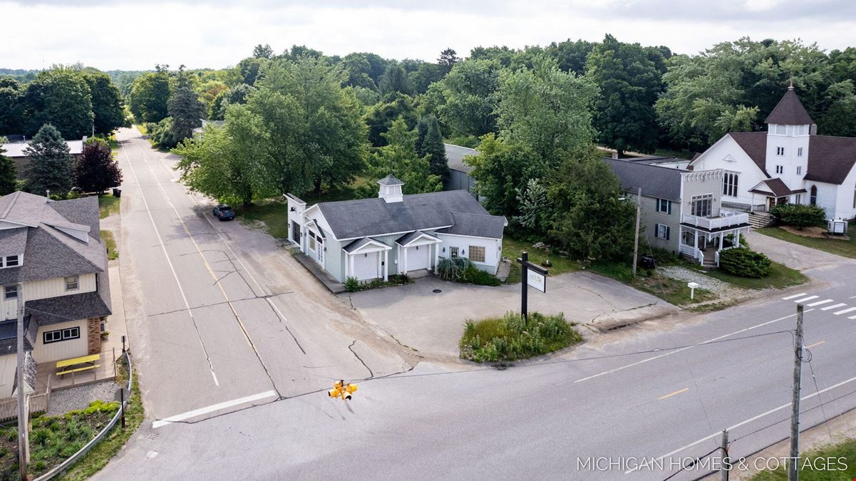 1399 Blue Star Hwy