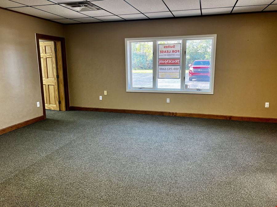 Maple Professional Plaza Office Suite