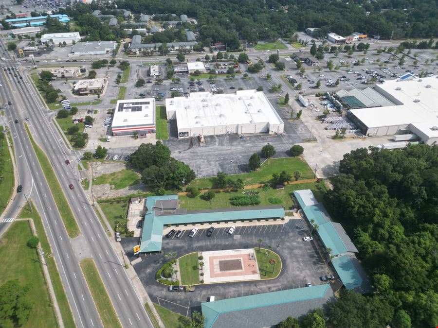 4450 Mobile Hwy