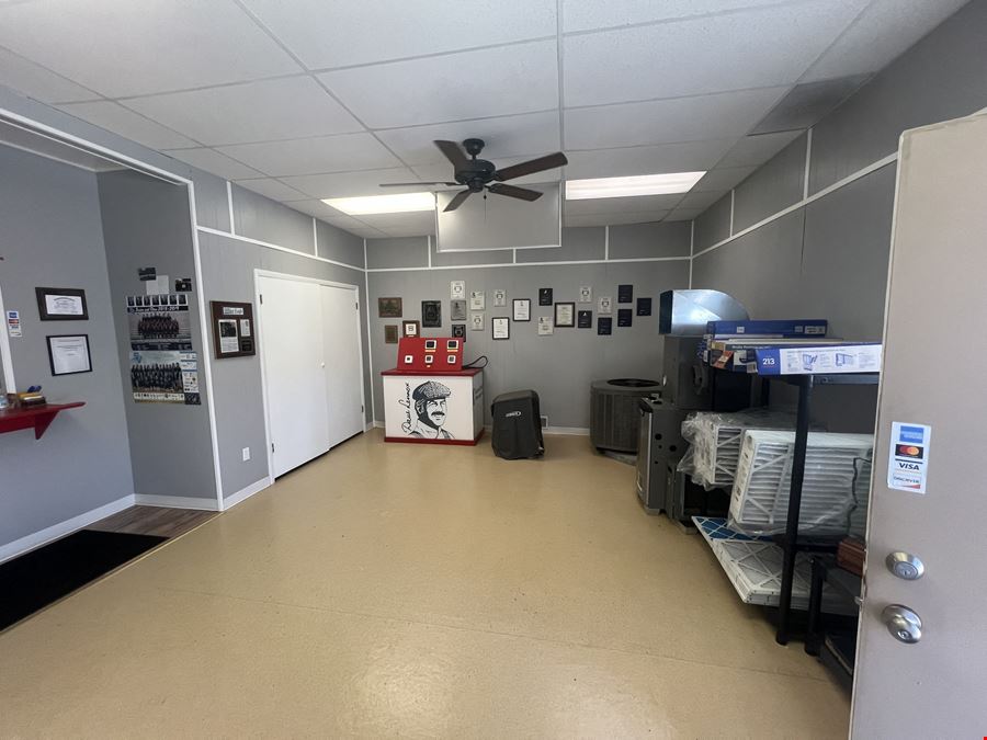 Jackson Plaza | Retail Space Available