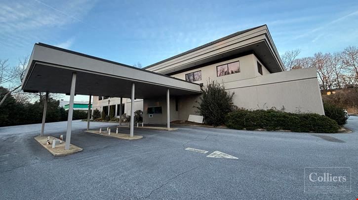 ±12,069-SF Two-Story Office Building for Lease in Greenville, SC