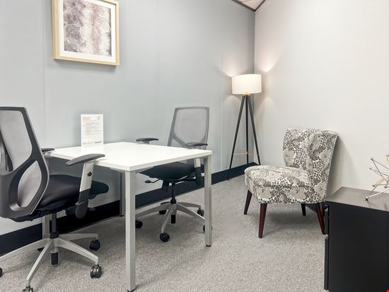 Regus - Houston - River Oaks