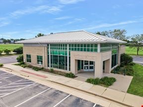 High Visability Retail - 2001 Shepard Rd