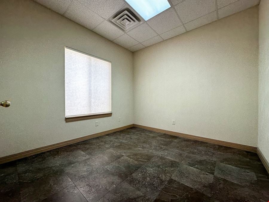 2609 Montega Dr