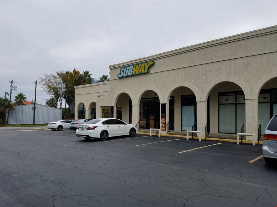 Live Oak Shopping Center