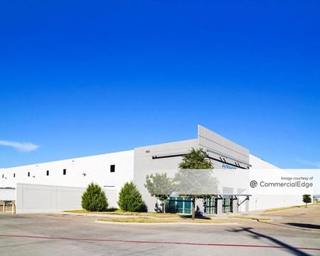 Preview of Industrial space for Rent at 3221 East Arkansas Lane