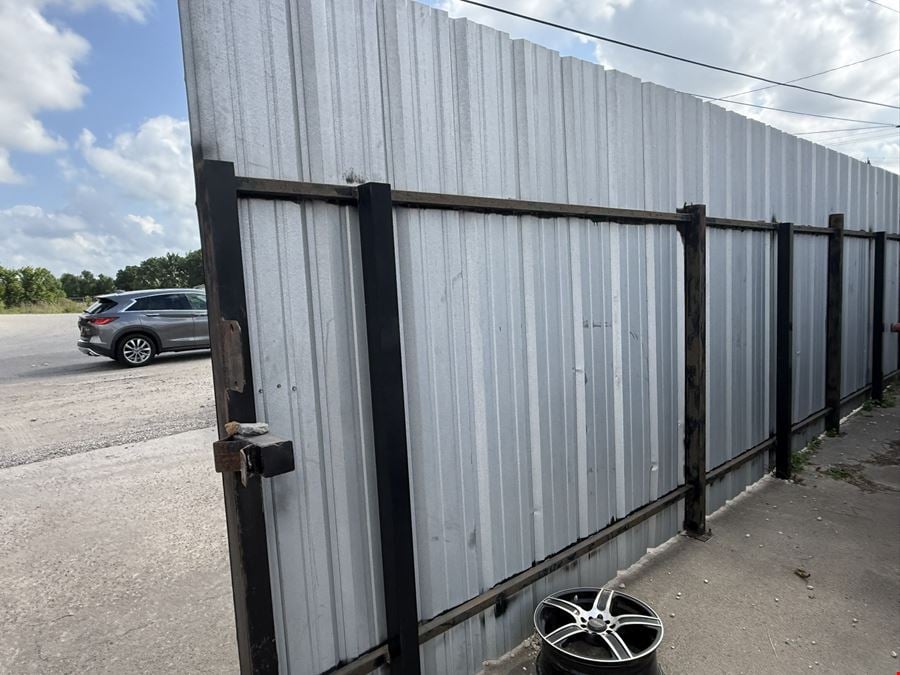 6715 Almeda Genoa Rd, Houston, TX 77075- 3,000sf bldg, 12,219sf lot