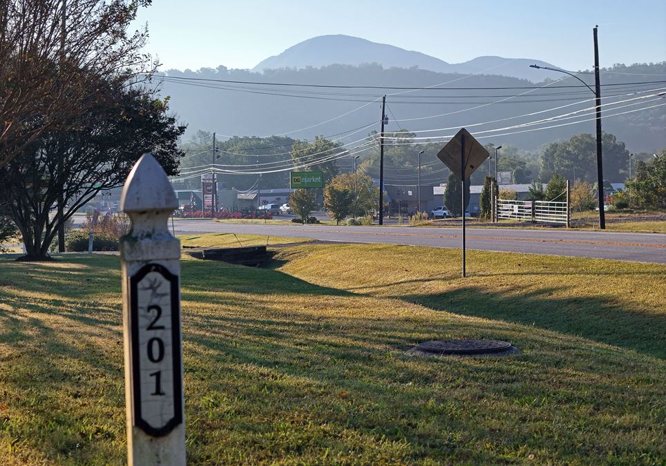 201 Highway 286
