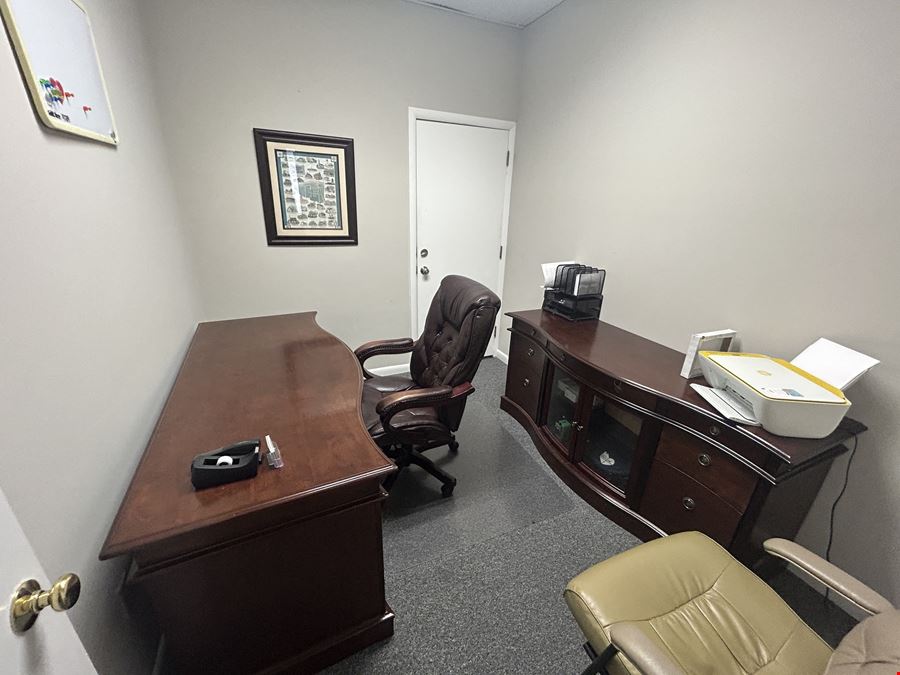 East Market St. Private Offices