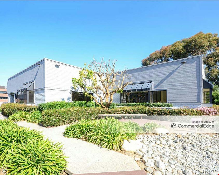Carlsbad Commerce Center