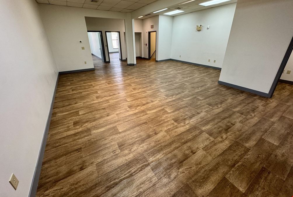 221 Main St