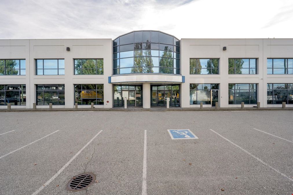 8410 Main Street, Vancouver 