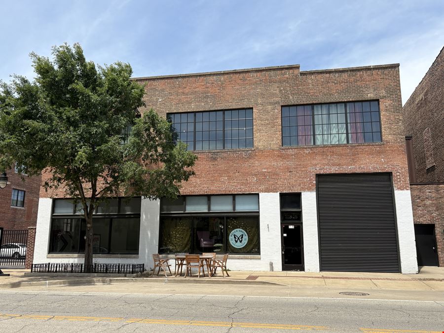 725 Southwest Washington Street