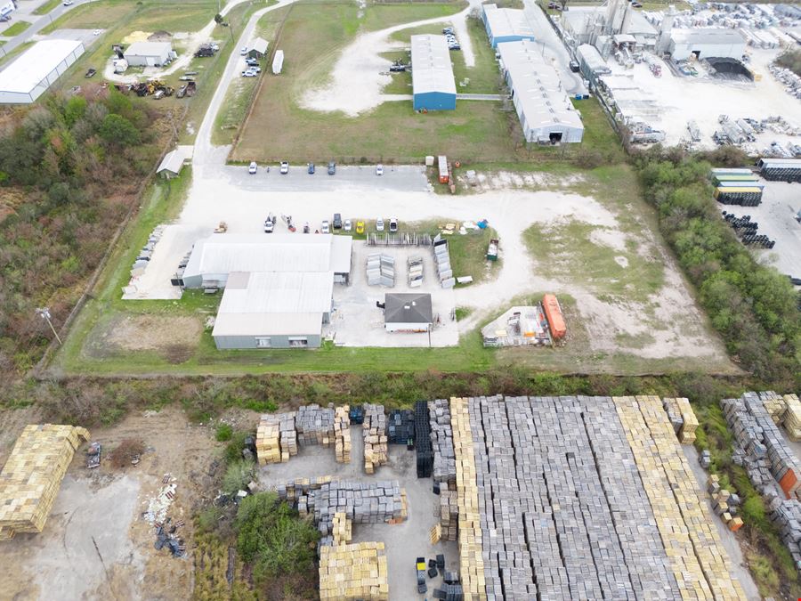 Approx. 2 AC IOS & Parking - East Lakeland