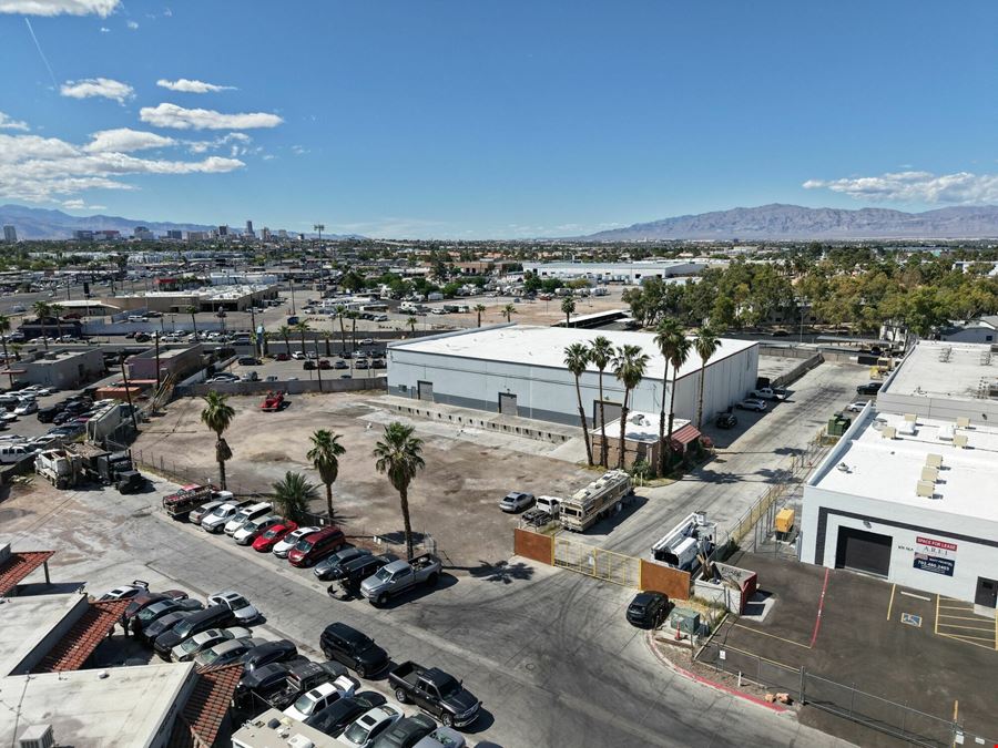 3250 Palm Pkwy