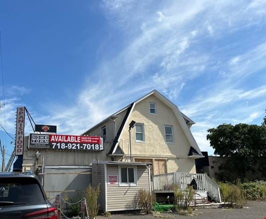 Preview of Land space for Rent at 2236 Hylan Blvd