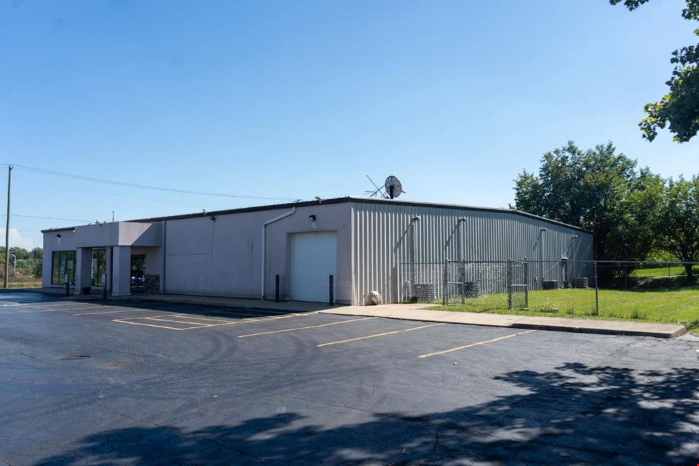 Commercial Building for Sale