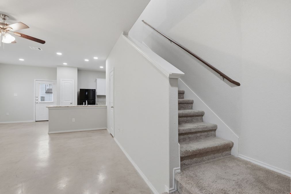 7239 Converse Ridge Quadplex
