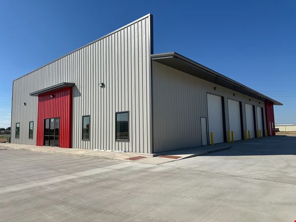 Preview of Industrial space for Rent at 7710 68th St