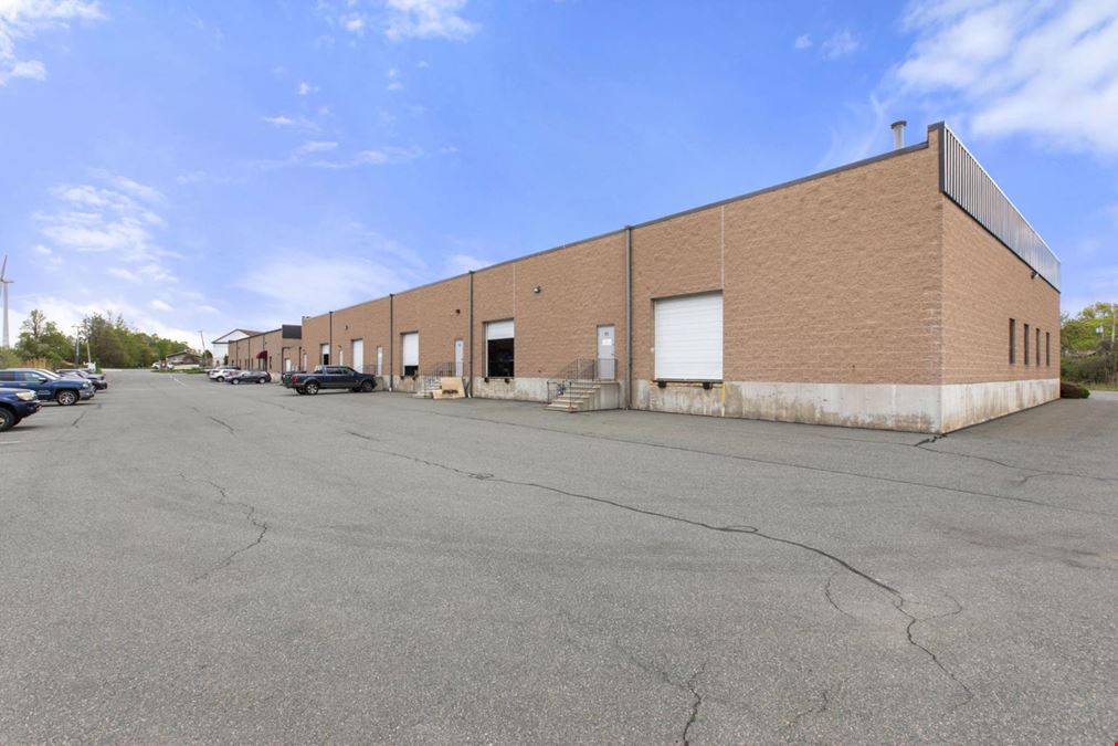 Industrial flex Space for Lease in Newburyport Seacoast Business Park