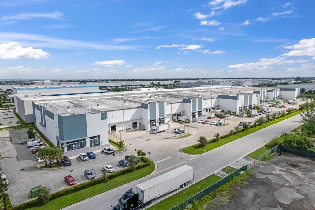 Crosspointe Commerce Center