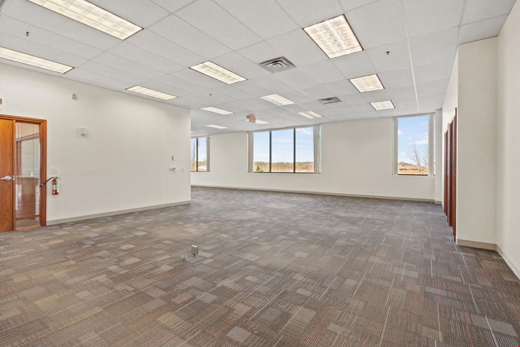 9645 Lincolnway Lane