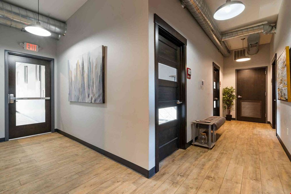 420 12th Ave SE - 2nd Floor
