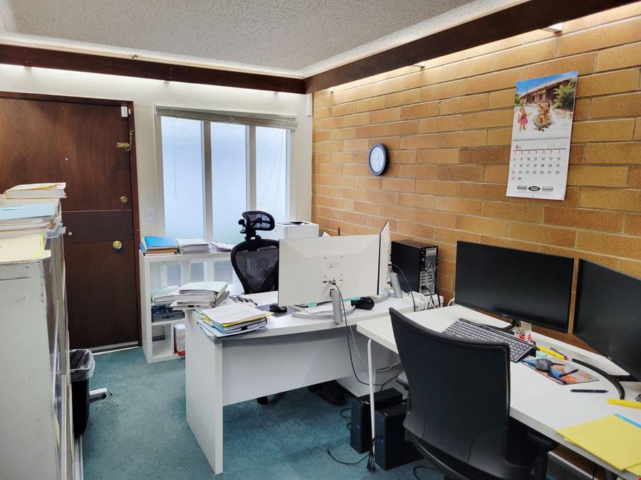 Professional/Medical Office Condo in Lakewood