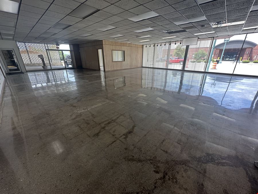 66,344 SF INVESTMENT PROPERTY FOR SALE