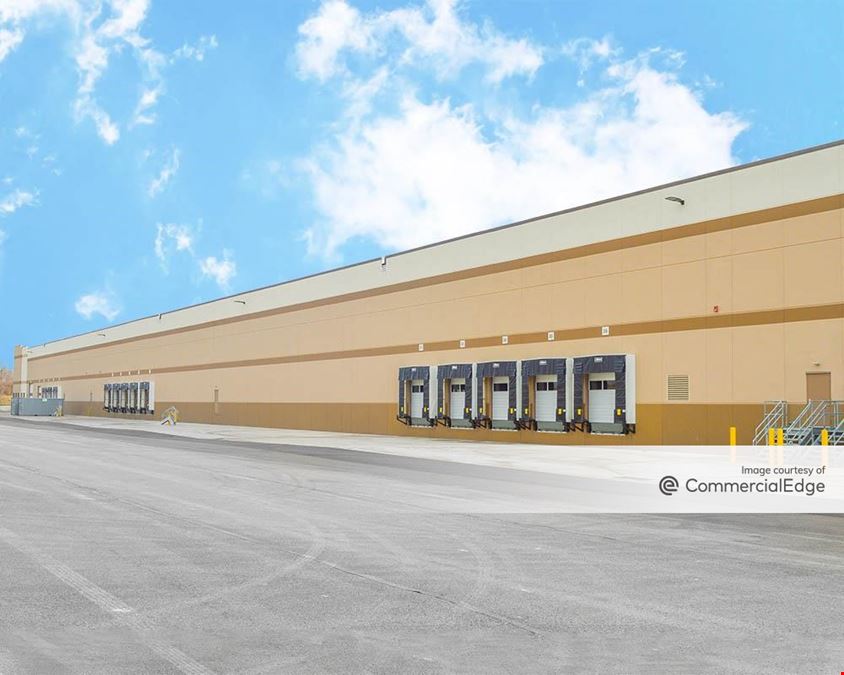 Findlay Industrial Park - Findlay Commerce Center