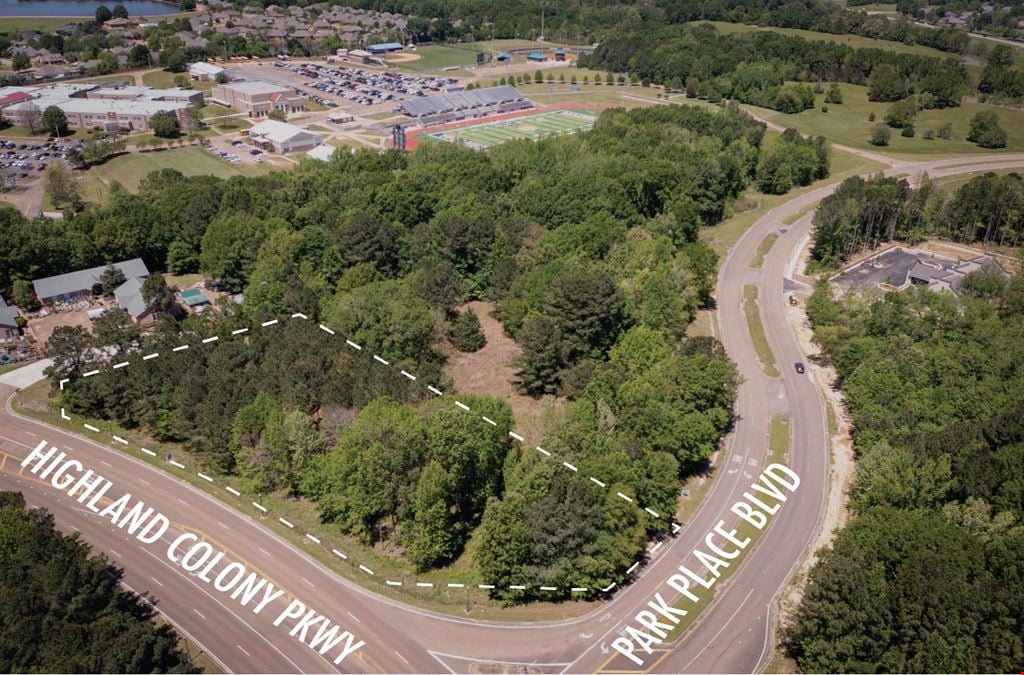 Highland Colony Parkway & Park Place - Corner Lot