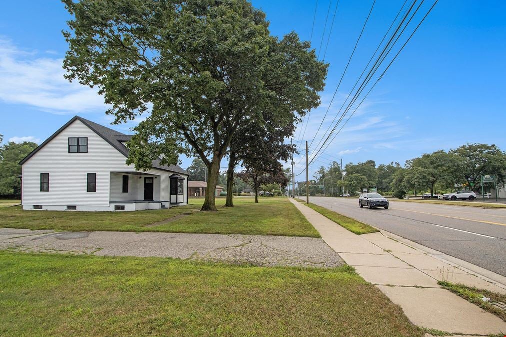 1203 E Centre Ave
