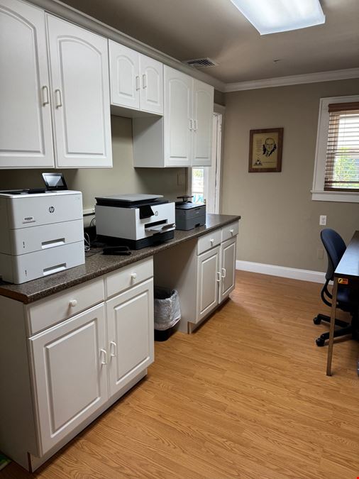 104 South Livingston Ave. Livingston< Nj