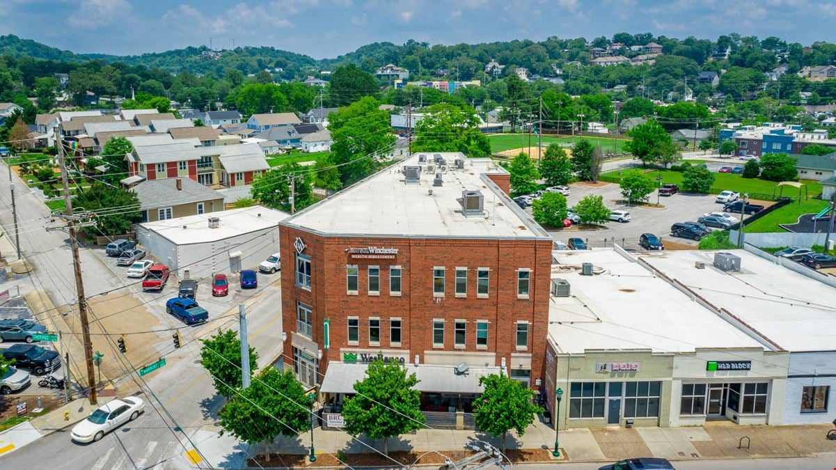 325 Cherokee Blvd