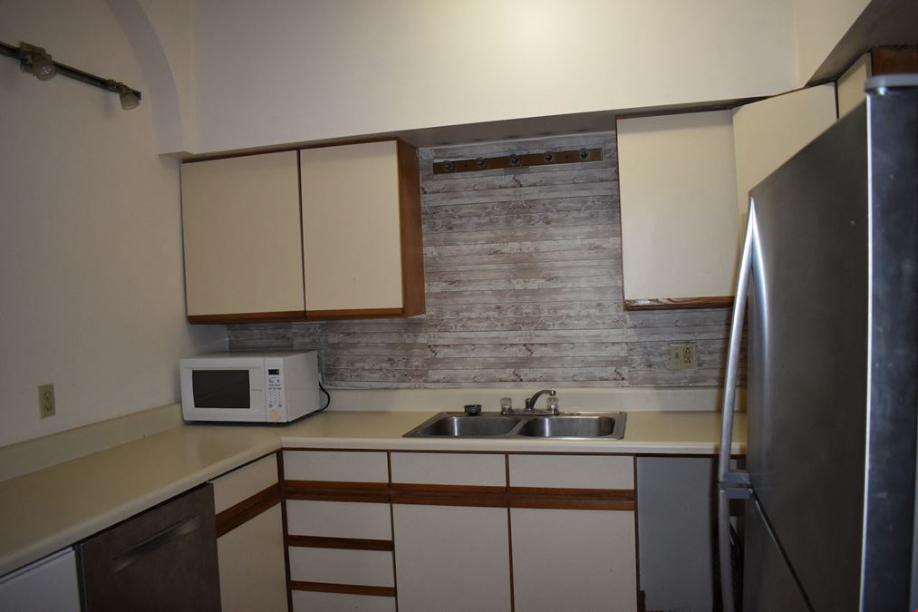 138 Court