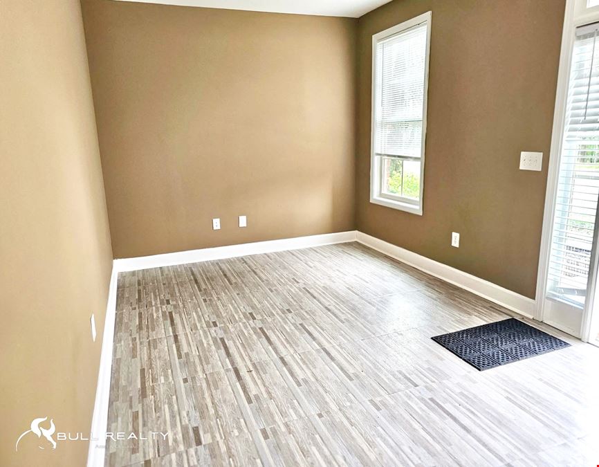 Holly Springs Office Suites | ±120 SF - ±3,832 SF