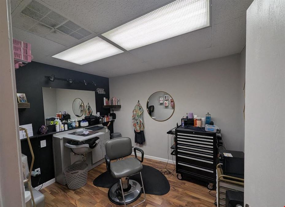 533 W Main St
