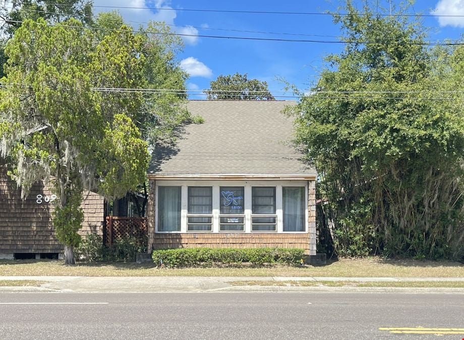 802B NW 23rd Avenue - 2nd Generation Salon
