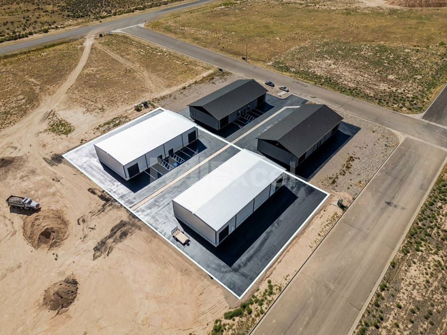 New Industrial Buildings in Port 15 for Sale or Lease